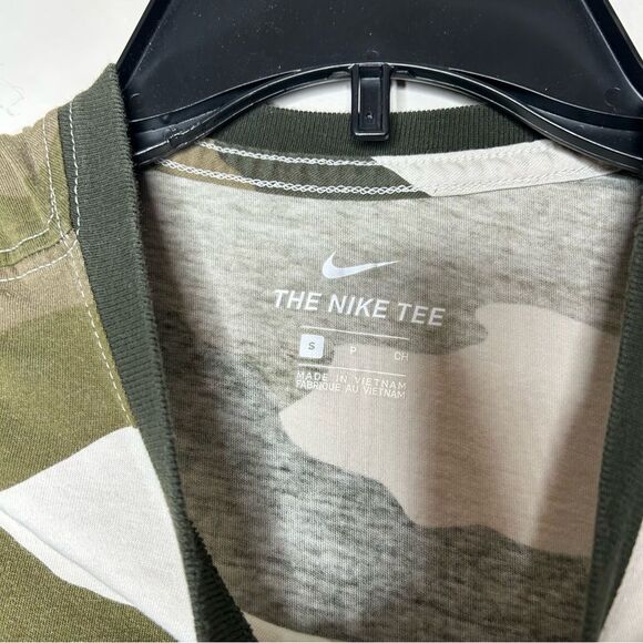 Nike Camo Camouflage T-Shirt - Green and White Small - Picture 3 of 5